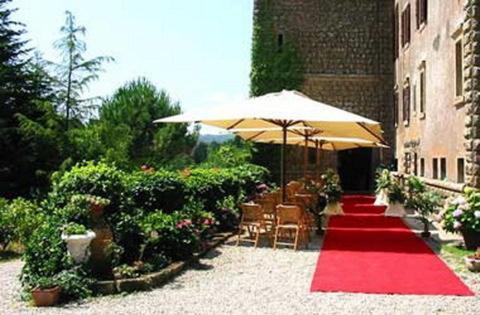 Alloggio per agriturismo Castello Santa Cristina